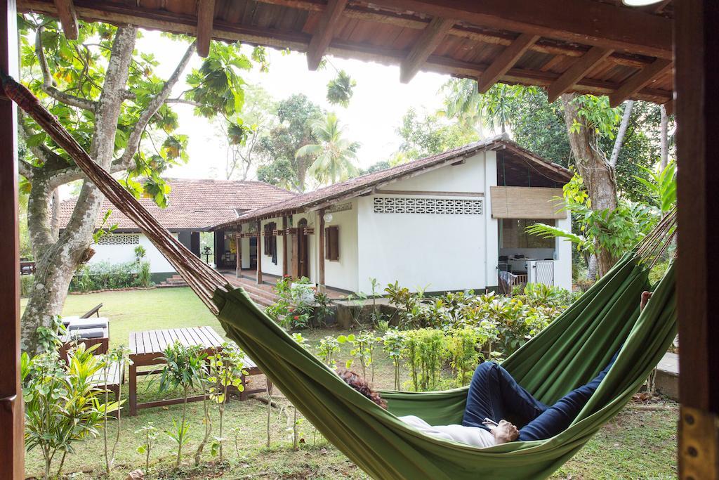 Bed and Breakfast Templeberg Walahanduwa Exterior foto