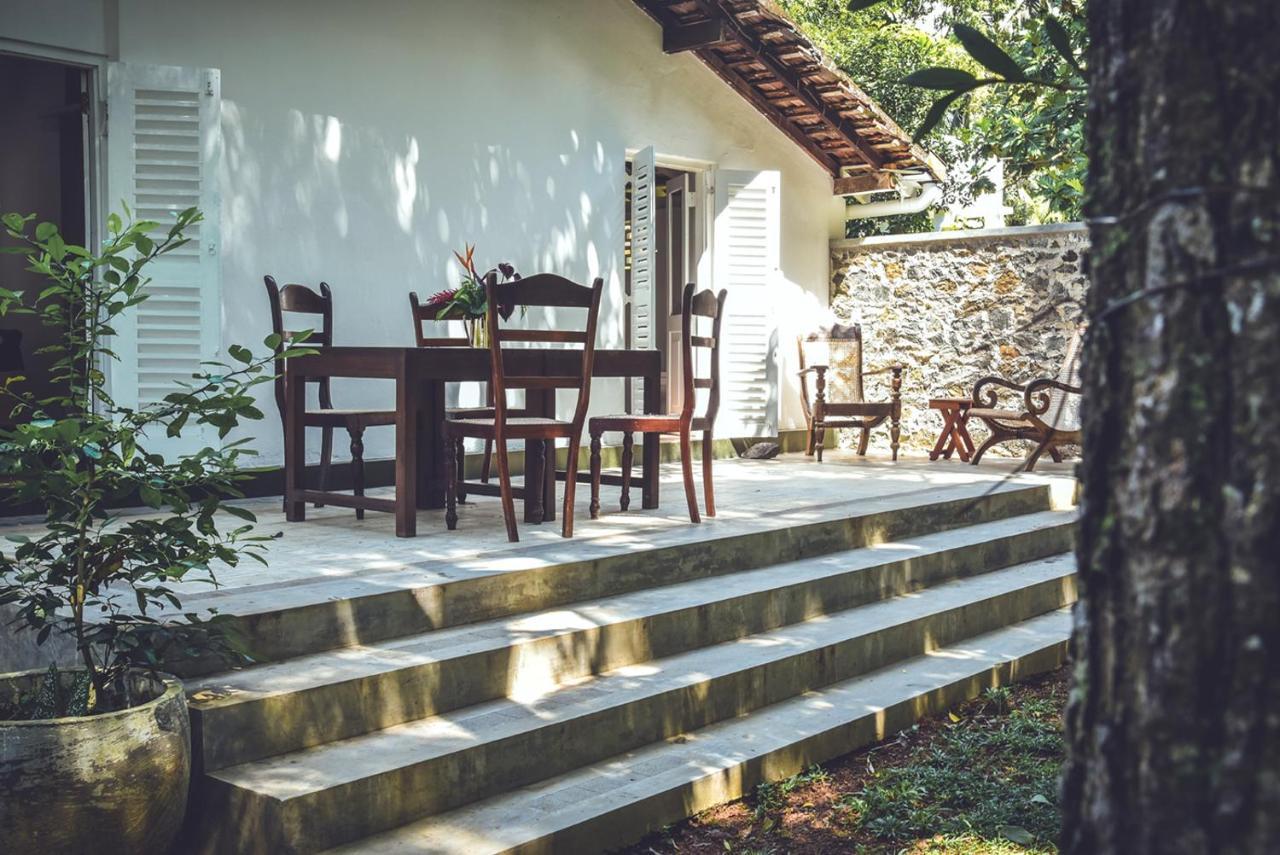 Bed and Breakfast Templeberg Walahanduwa Exterior foto