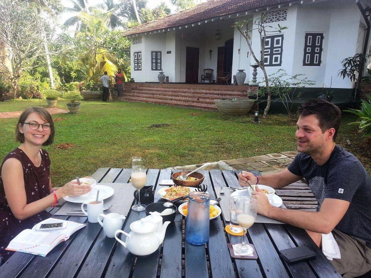 Bed and Breakfast Templeberg Walahanduwa Exterior foto